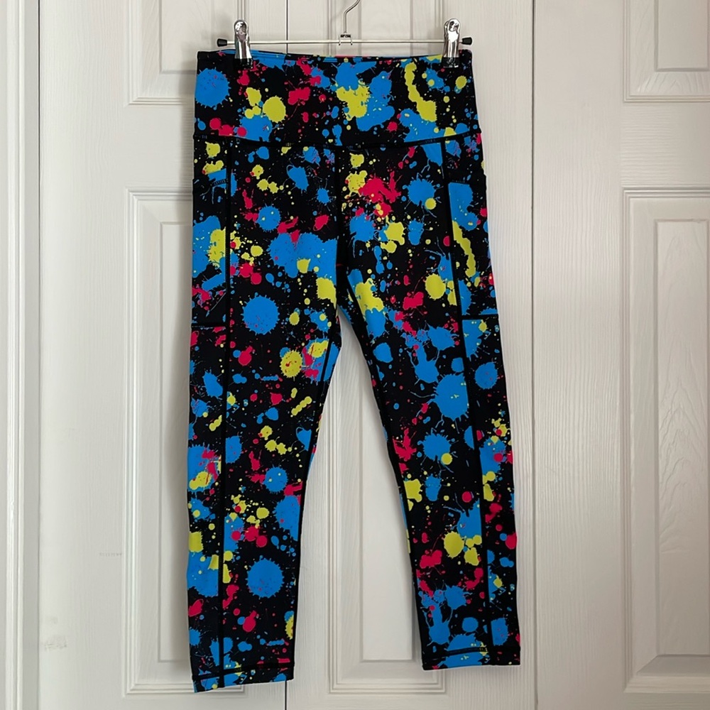 Constantly Varied Gear CVG Women's Paint Splattered Capri Size small